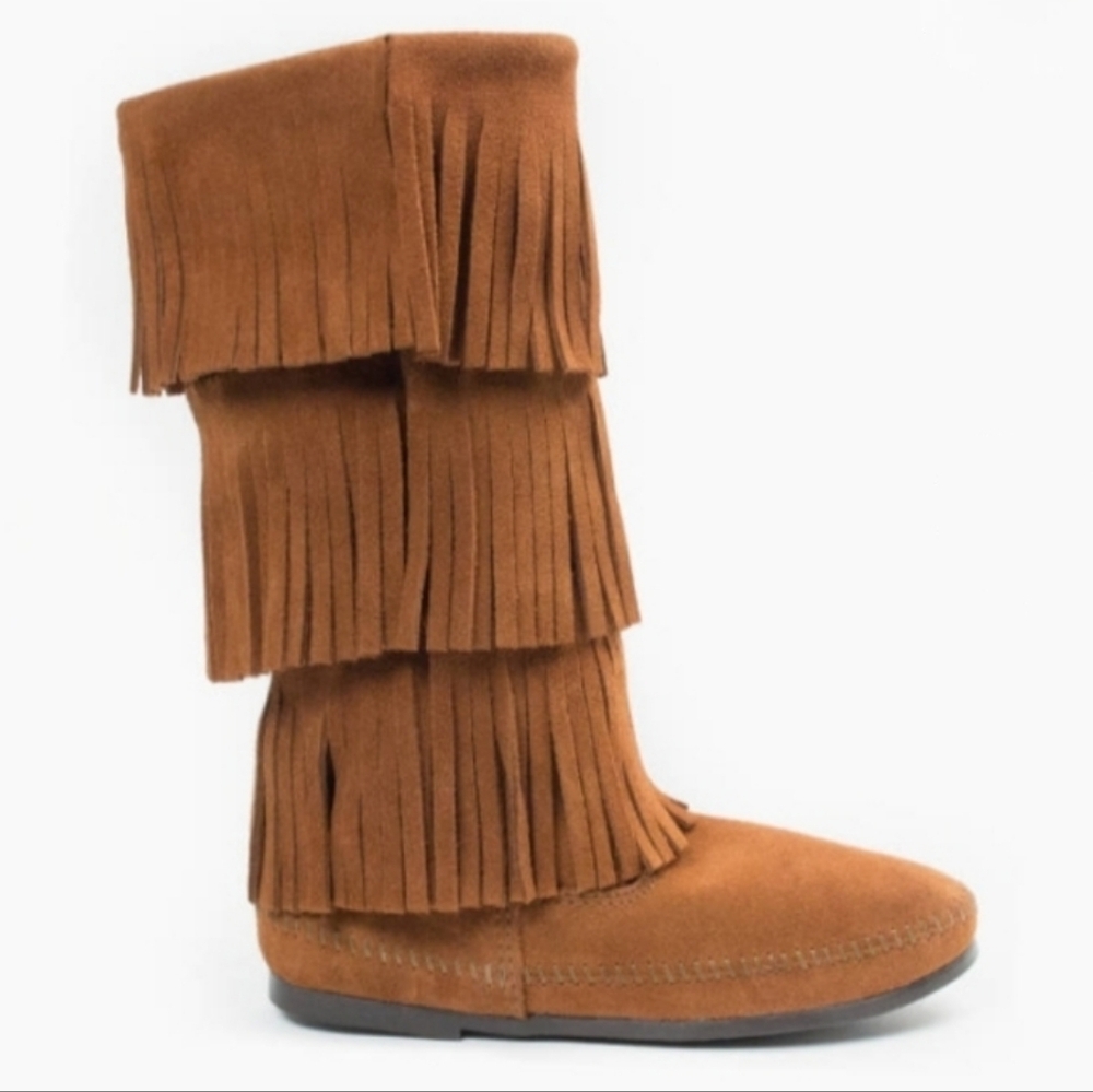 Minnetonka 3-Layer Fringe Boot Womens Size 5 - image 1